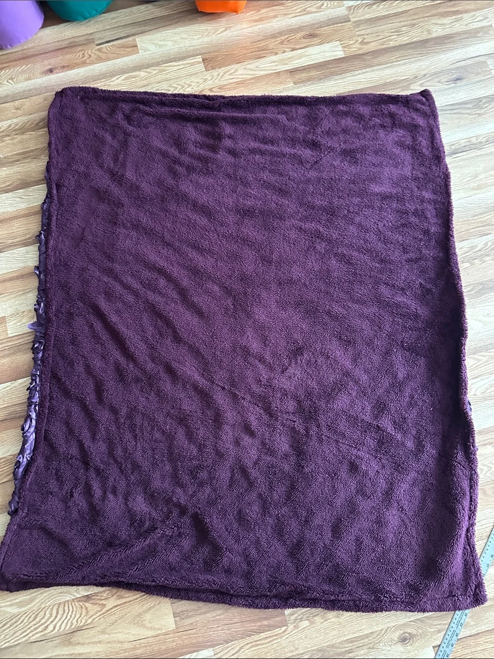 Women’s Purple Rosette Throw Blanket 56x46”